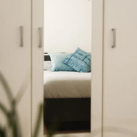 Golden Teal & Silver Birch Daire *